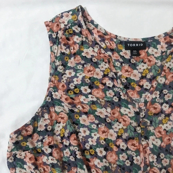 Torrid Rayon Slub Button-Front Tiered Tank, Color Floral-Multi Size 00 - Picture 6 of 15